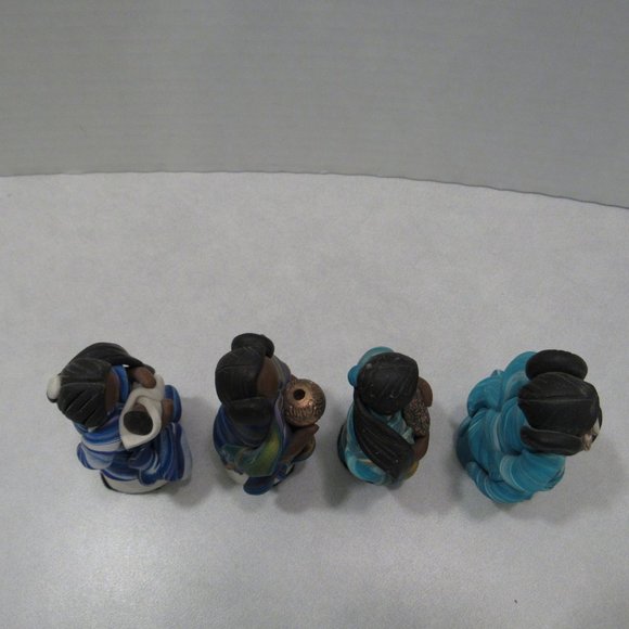 Set 4 OOAK Polymer Clay Faceless Women Dolls - Picture 7 of 8